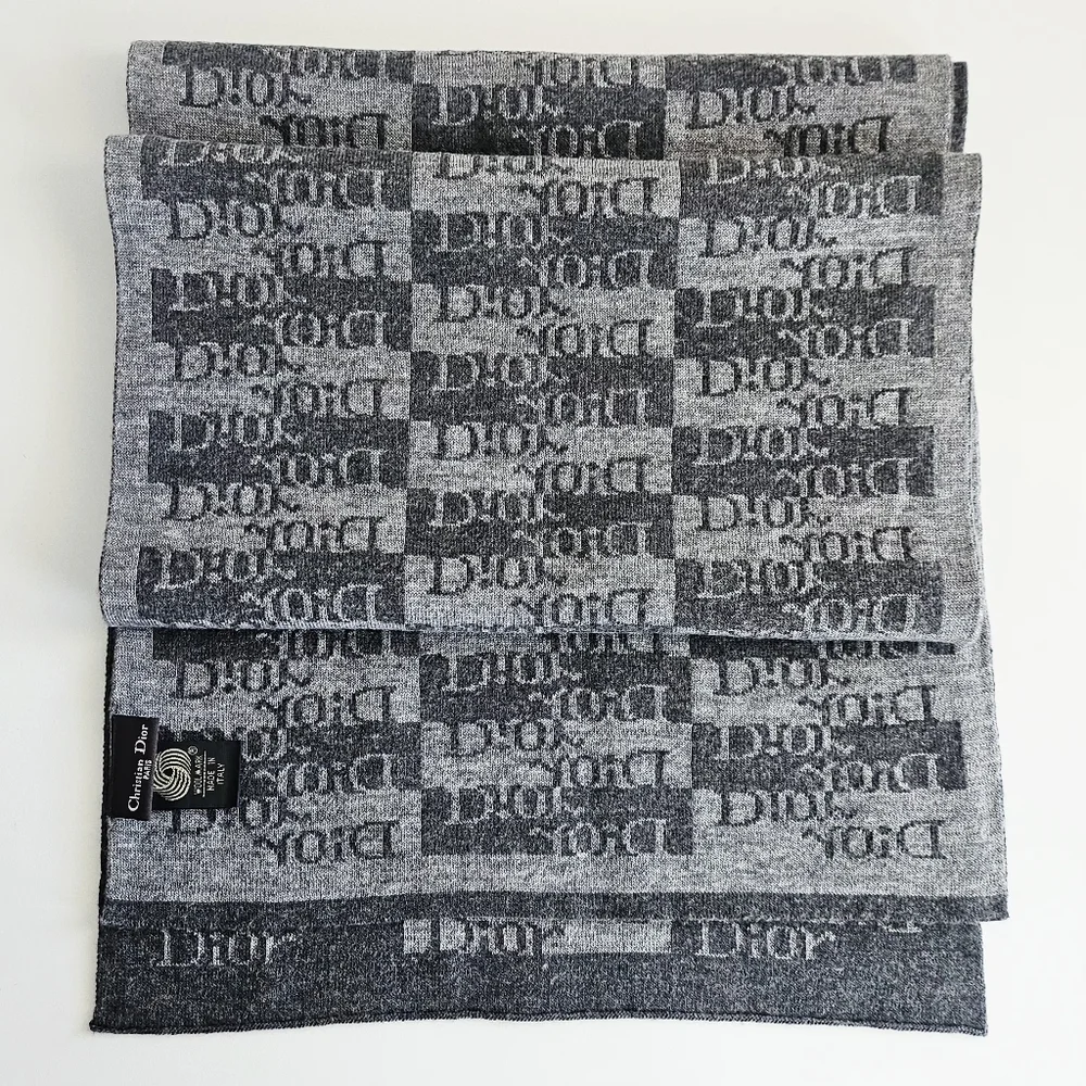 Dior Gray Monogram Wool Scarf - Picture 4 of 5